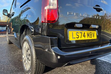Peugeot Partner BlueHdi 102 ps Asphalt L1 Panel Van - Top Spec 28