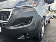 Peugeot Boxer BlueHdi 335 L3H2 Professional Premium Plus Panel Van 23