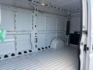 Peugeot Boxer BlueHdi 335 L3H2 Professional Premium Plus Panel Van 10