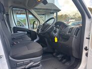 Peugeot Boxer BlueHdi 335 L3H2 Professional Premium Plus Panel Van 18