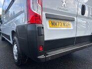 Peugeot Boxer BlueHdi 335 L3H2 Professional Premium Plus Panel Van 25