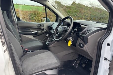 Ford Transit Connect 200 L1 Trend 100 ps Tdci Panel Van - Air Con 18