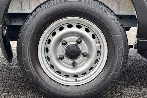 Ford Transit 330 L2 H2 Leader Panel Van - Air Con / F&R Sensors 27