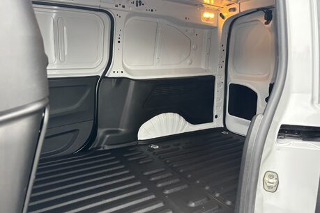 Toyota Proace City L2 Icon 102ps Panel Van - Rear Camera 10