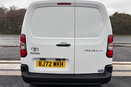 Toyota Proace City L2 Icon 102ps Panel Van - Rear Camera 15