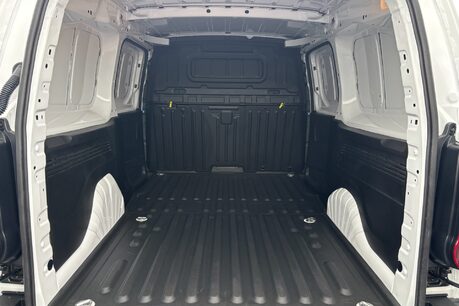 Toyota Proace City L2 Icon 102ps Panel Van - Rear Camera 16