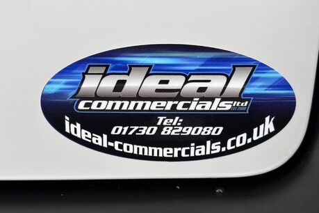 Toyota Proace City L2 Icon 102ps Panel Van - Rear Camera 17