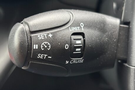 Toyota Proace City L2 Icon 102ps Panel Van - Rear Camera 41