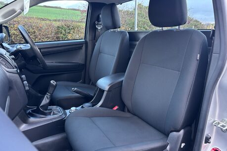 Isuzu D-Max 1.9 TD Single Cab 4x4 Pickup - Air Con - No VAT 25