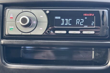 Isuzu D-Max 1.9 TD Single Cab 4x4 Pickup - Air Con - No VAT 27