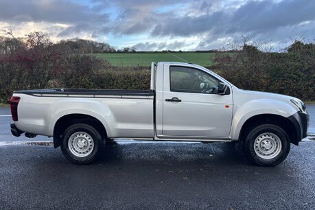 Isuzu D-Max 1.9 TD Single Cab 4x4 Pickup - Air Con - No VAT 9