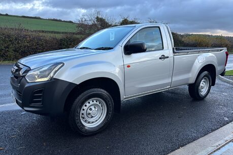 Isuzu D-Max 1.9 TD Single Cab 4x4 Pickup - Air Con - No VAT 1