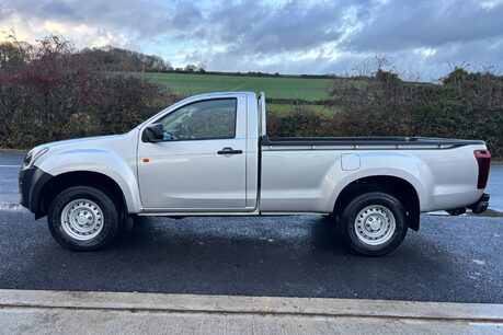 Isuzu D-Max 1.9 TD Single Cab 4x4 Pickup - Air Con - No VAT 8