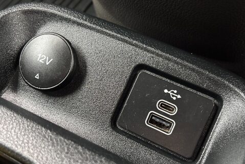 Ford Transit Connect 250 Active L1 100 ps Panel Van - Sat Nav / Climate Control 27