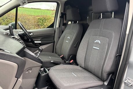 Ford Transit Connect 250 Active L1 100 ps Panel Van - Sat Nav / Climate Control 30