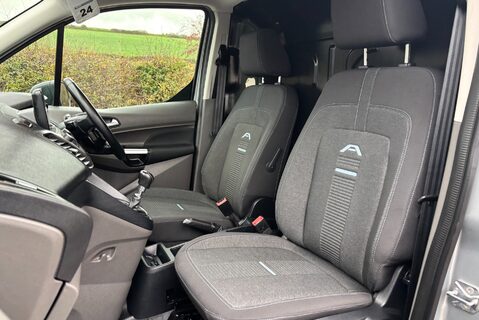 Ford Transit Connect 250 Active L1 100 ps Panel Van - Sat Nav / Climate Control 3