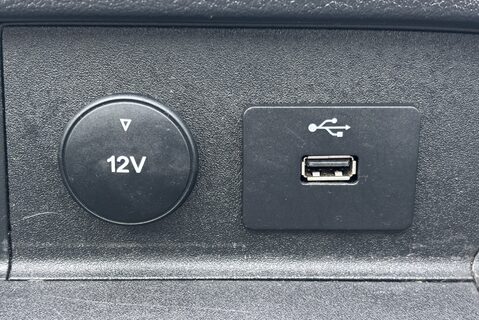 Ford Transit Custom 300 L2 H2 Trend 130 ps Panel Van - Air Con 26