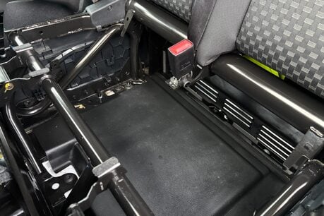 Ford Transit Custom 300 L2 H2 Trend 130 ps Panel Van - Air Con 18