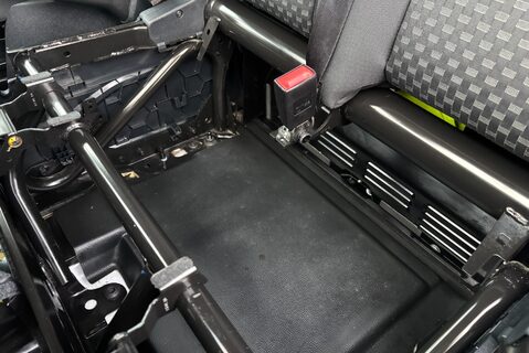 Ford Transit Custom 300 L2 H2 Trend 130 ps Panel Van - Air Con 16