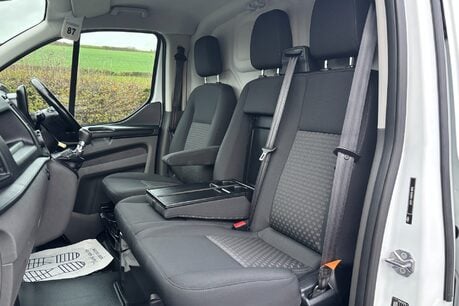 Ford Transit Custom 300 L2 H2 Trend 130 ps Panel Van - Air Con 29