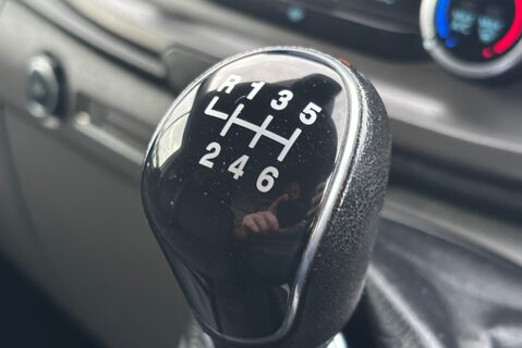 Ford Transit Custom 300 L2 H2 Trend 130 ps Panel Van - Air Con 34