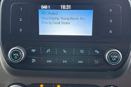 Ford Transit Custom 300 L2 H2 Trend 130 ps Panel Van - Air Con 31