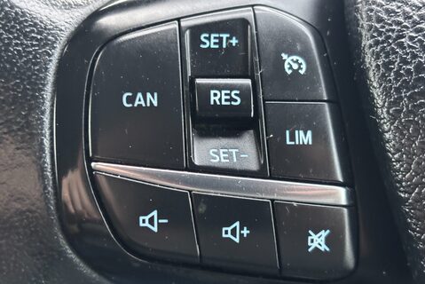 Ford Transit Custom 300 L2 H2 Trend 130 ps Panel Van - Air Con 31