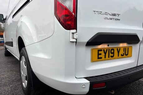 Ford Transit Custom 300 L2 H2 Trend 130 ps Panel Van - Air Con 27