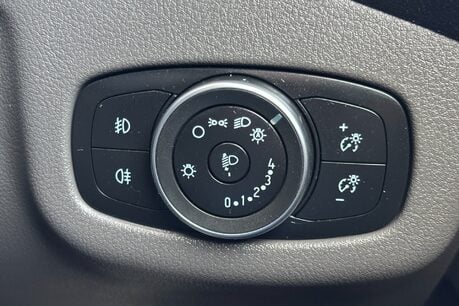 Ford Transit Connect 200 L1 Limited 120 ps Panel Van 39