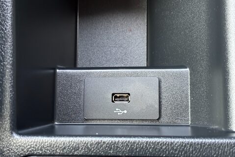 Ford Transit Connect 200 L1 Limited 120 ps Panel Van 25