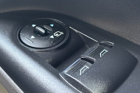 Ford Transit Connect 200 L1 Limited 120 ps Panel Van 42