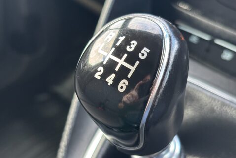 Ford Transit Connect 200 L1 Limited 120 ps Panel Van 32