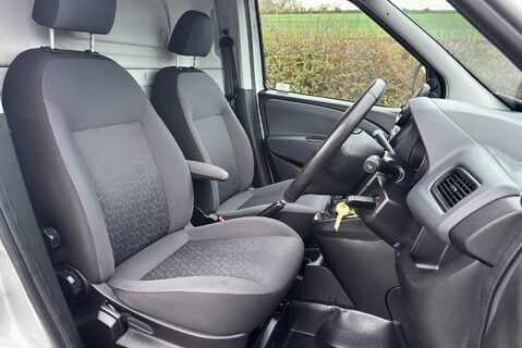 Fiat Doblo 1.6 16V 105 ps Tecnico Maxi Multijet II 4