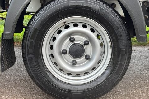 Ford Transit 350 Srw L4 130 ps Single Cab Dropside Truck 24