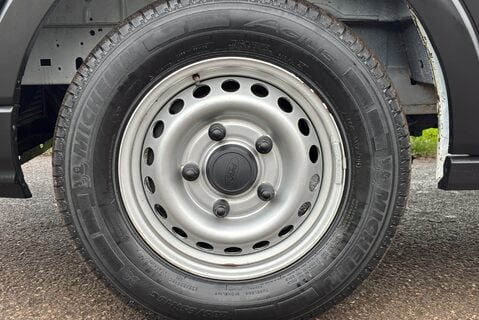 Ford Transit 350 Srw L4 130 ps Single Cab Dropside Truck 27