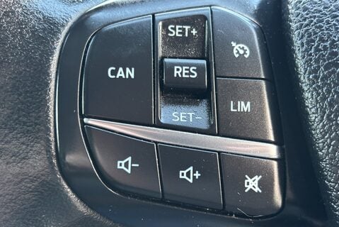 Ford Transit 310 L2 H2 Limited 170 ps Selectshift Automatic - Sat Nav 24