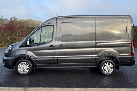 Ford Transit 310 L2 H2 Limited 170 ps Selectshift Automatic - Sat Nav 8