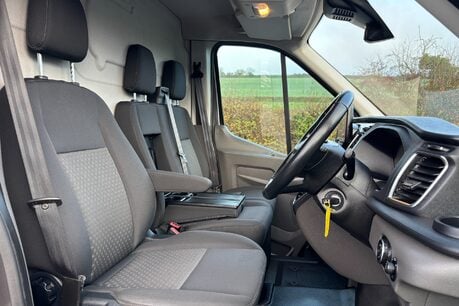 Ford Transit 310 L2 H2 Limited 170 ps Selectshift Automatic - Sat Nav 33