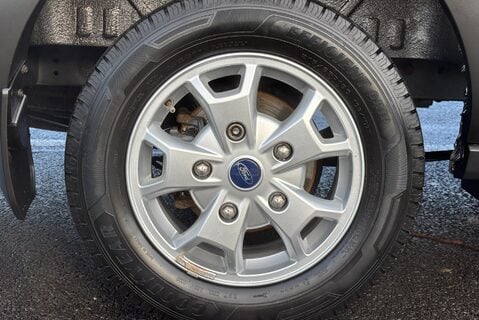 Ford Transit 310 L2 H2 Limited 170 ps Selectshift Automatic - Sat Nav 42