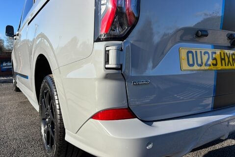 Ford Transit Custom 320 Sport L2H1 Duratec 11.8 kWh PHEV Dciv 28