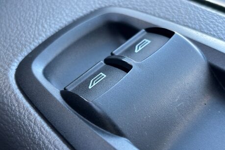 Ford Transit 350 Drw L2 130 ps Single Cab Tipper - Air Con / Tow Axle 42