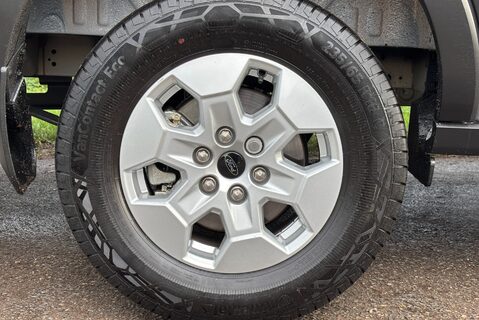 Ford Transit 350 L3 H3 165 ps Limited Automatic Panel Van - Sat Nav / 360 Camera's 31