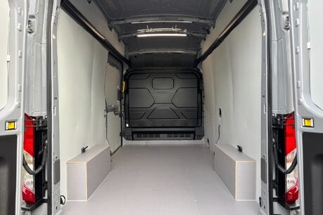 Ford Transit 350 L3 H3 165 ps Limited Automatic Panel Van - Sat Nav / 360 Camera's 14