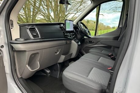 Ford Transit 350 L3 H3 165 ps Limited Automatic Panel Van - Sat Nav / 360 Camera's 18