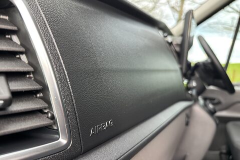 Ford Transit 350 L3 H3 165 ps Limited Automatic Panel Van - Sat Nav / 360 Camera's 35