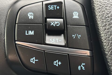 Ford Transit 350 L3 H3 165 ps Limited Automatic Panel Van - Sat Nav / 360 Camera's 34