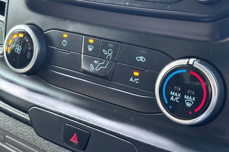 Ford Transit 350 Drw L3 130 ps Utility Cab Tipper - Air Con / Tow Axle 21