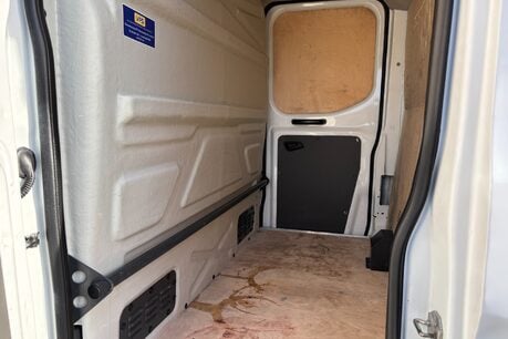 Ford Transit 350 Drw L3 130 ps Utility Cab Tipper - Air Con / Tow Axle 18