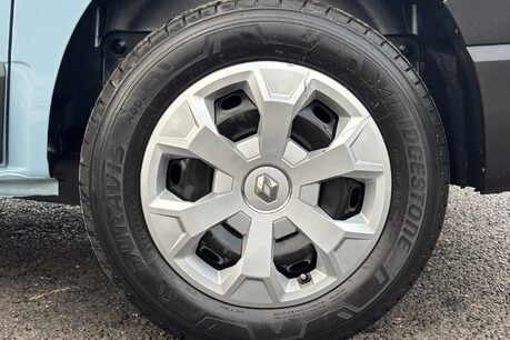 Renault Trafic SL28 Business Plus 130 ps dCi - Twin Side Loading Doors 41