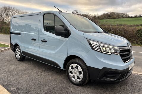 Renault Trafic SL28 Business Plus 130 ps dCi - Twin Side Loading Doors 5